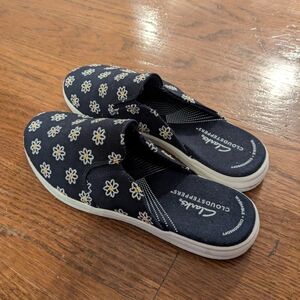 Clarks Black Daisy Slip-On Shoes WASHABLE